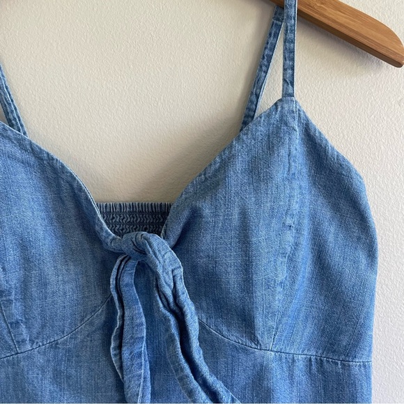 Old Navy Women's Chambray Tie-Front Top Size Small - Picture 4 of 9